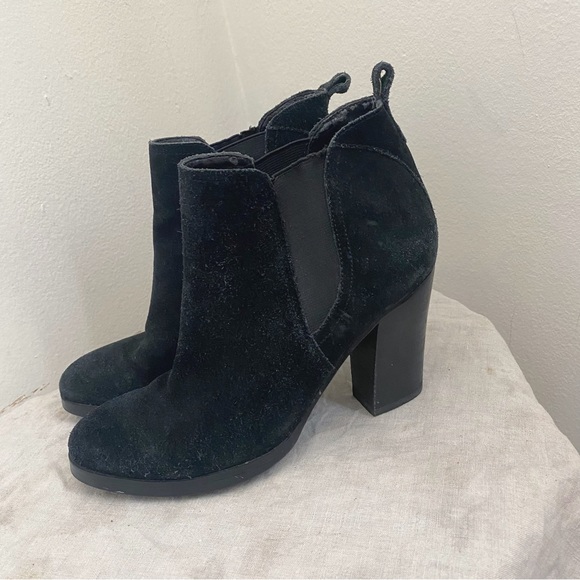 Marc Fisher • Saint Sueded Chelsea Boot in Black - Picture 7 of 11